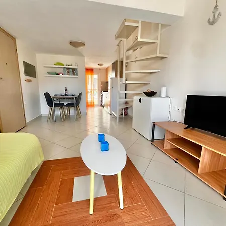 Nikiti Beach Houses *