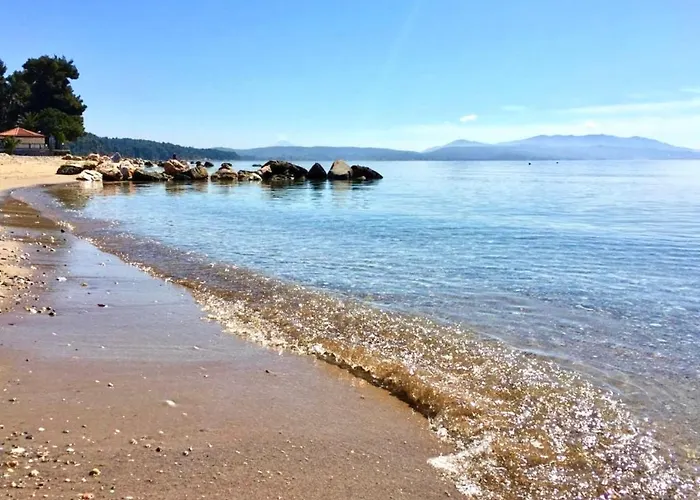 Nikiti Beach Houses Дом отдыха *